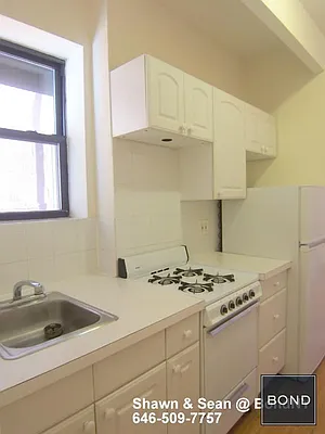 Rented by Bond New York | media 21