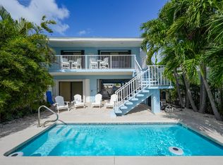 610 9th St, Key Colony Beach, FL 33051