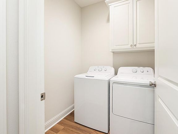 5th image of 13746 Rivanna Ln #24