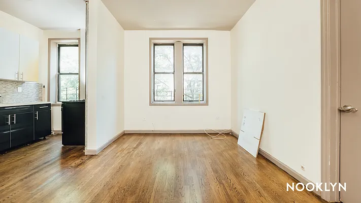 Rented by Nooklyn NYC LLC | media 19