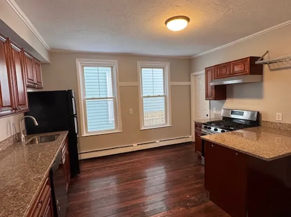 63 Vernon St #1, Providence, RI 02903