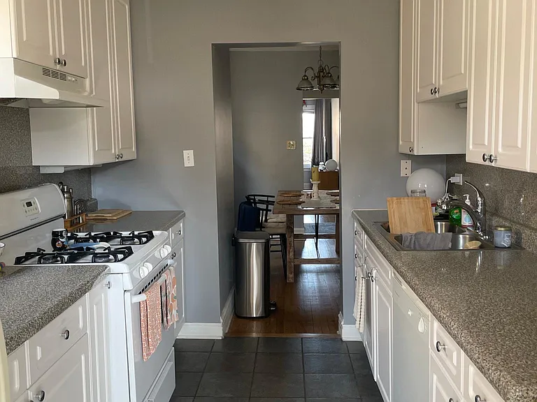 2108 N Sheffield Ave #2&3 — Photo 7