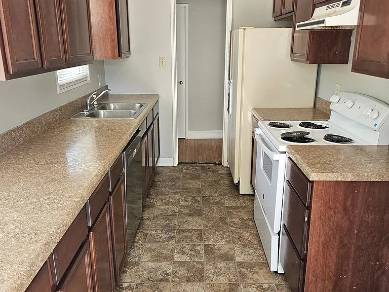 151 Athens Rd — Photo 3
