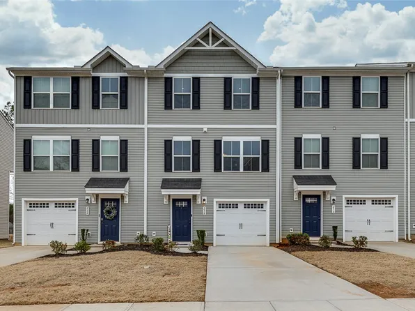 258 Brooklane Ct, Easley, SC 29642