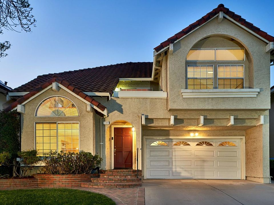 1st image of 1127 Calle Almaden