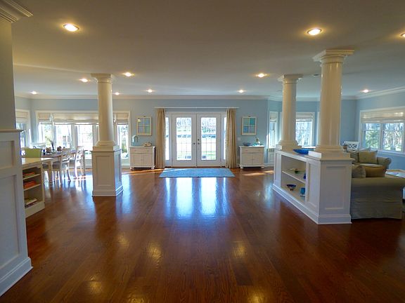 2nd image of 8 Sunset Ave
