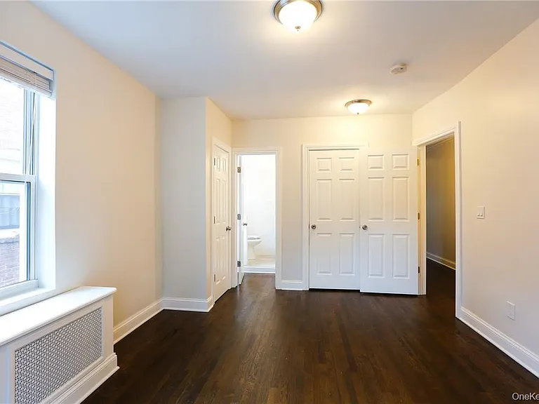 196 Martine Ave #3C — Photo 7