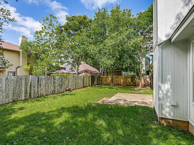 15009 Big Falls Dr — Photo 22