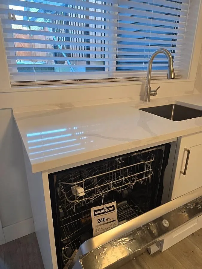 1 bed, 550 sqft, $1,475 — Photo 4