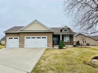 2365 Jasper Pl NE, Rochester, MN 55906