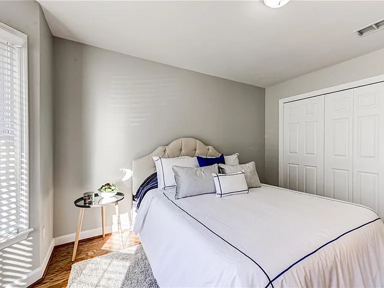 1302 Defoors Lndg NW — Photo 14