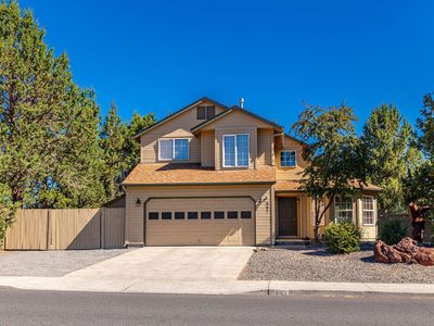 887 NE Locksley Dr, Bend, OR, 97701