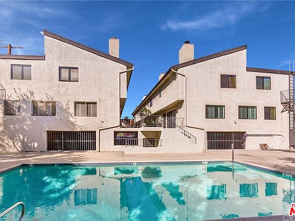 4th image of 13412 Burbank Blvd APT 1