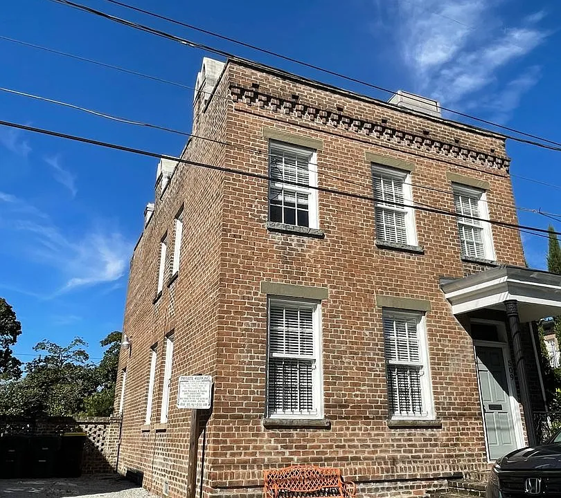 509 Howard St