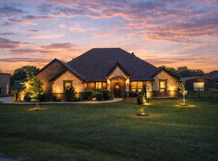112 Knob Ct, Springtown, TX 76082