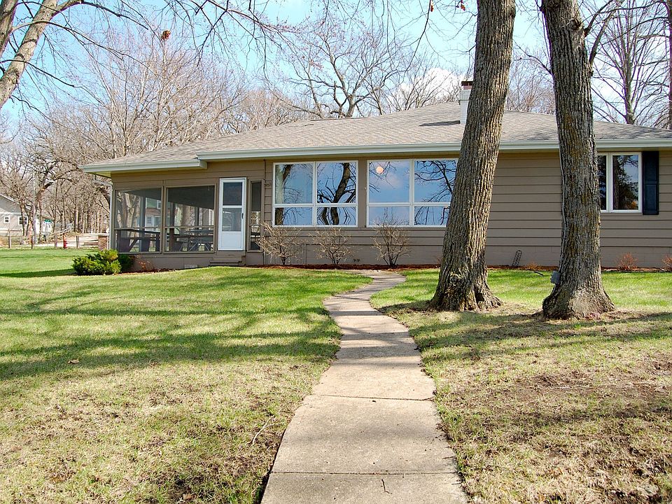 1st image of 3019 1st Street