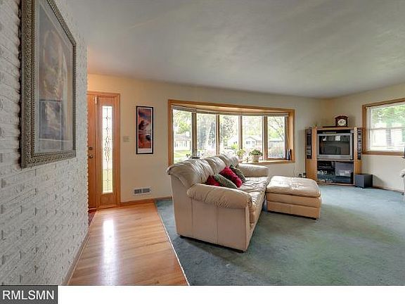 3rd image of 6226 Garfield Ave