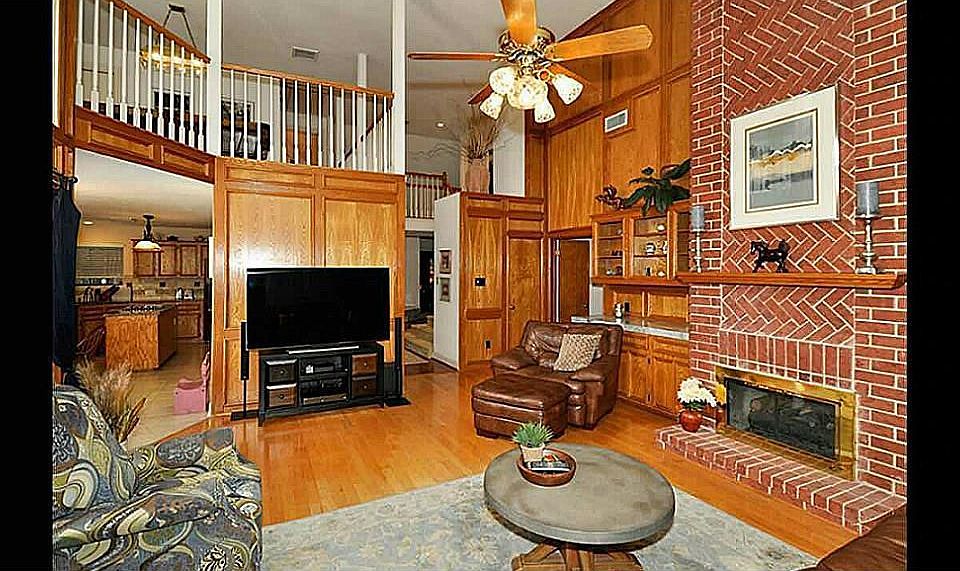 1st image of 3450 Amphora Cir