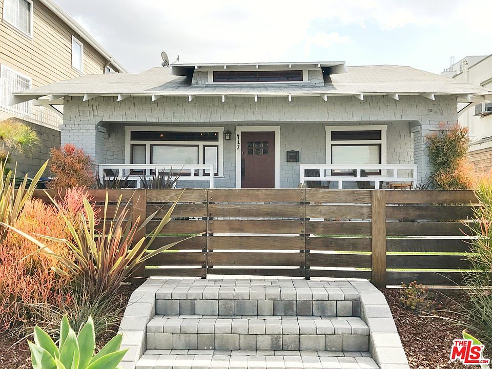 1st image of 412 N Oxford Ave