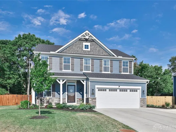 1223 Waterbury Dr, Carlisle, OH 45005