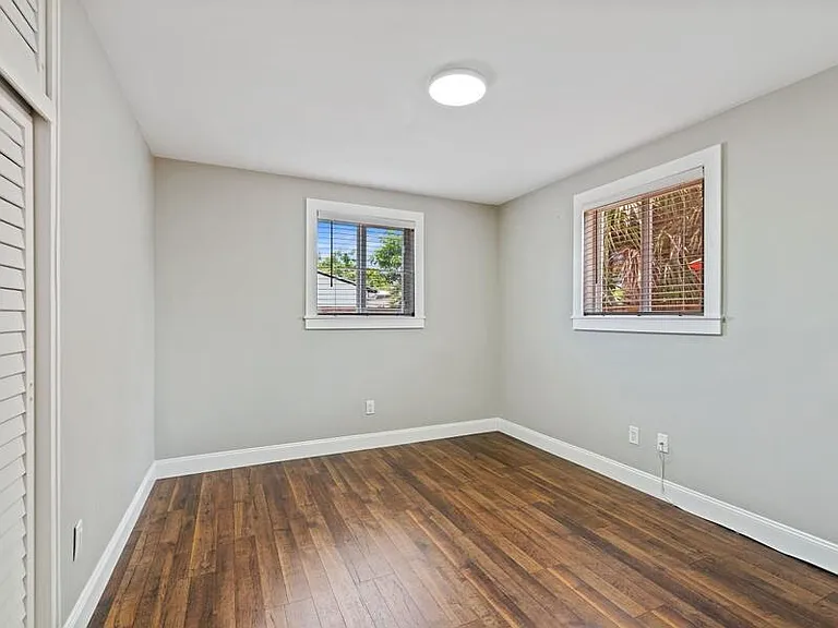 1632 N L St — Photo 16