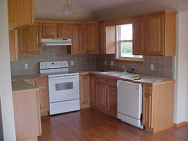 2nd image of 835 Santa Fe Ave