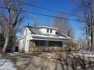 505 SE 1st St, Paoli, IN 47454