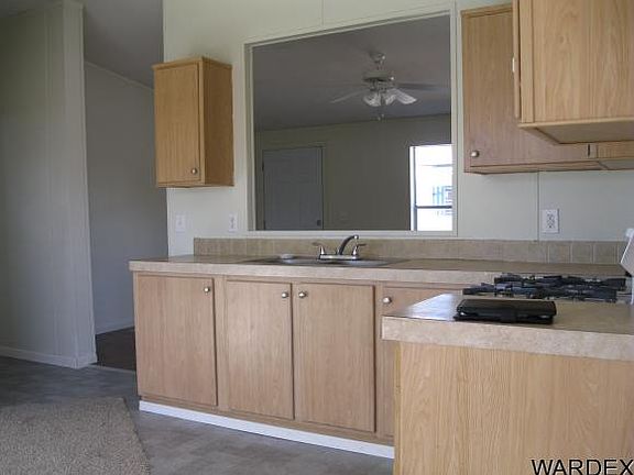 2nd image of 2335 E Butler Ave