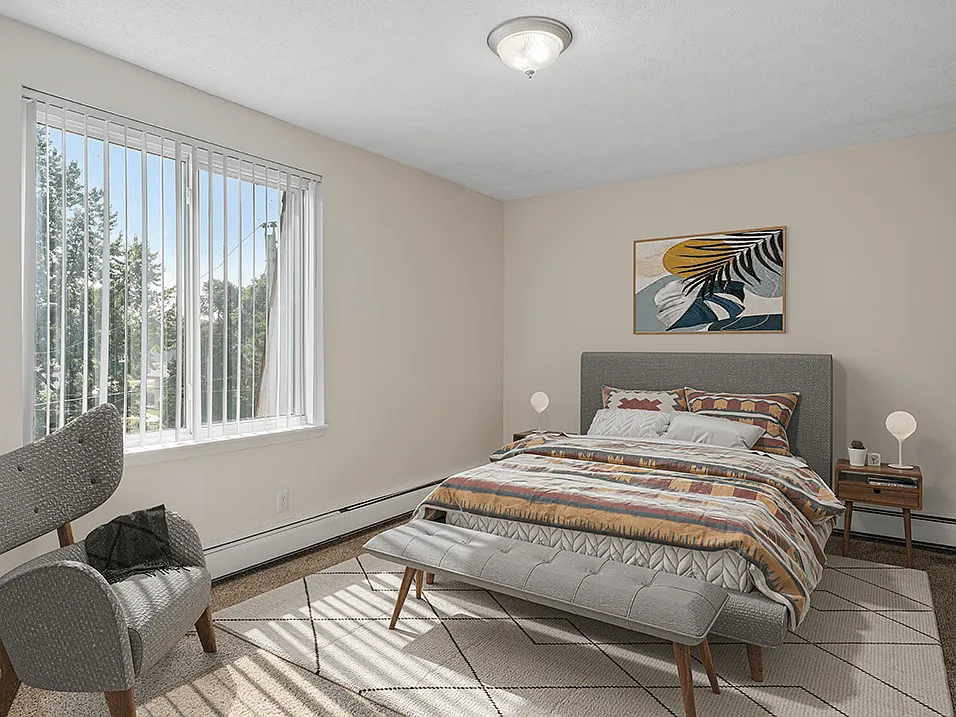 Lakecrest Apartments — Photo 4