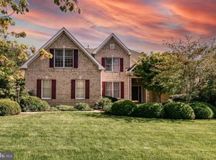 10522 Dunn Meadow Rd, Vienna, VA 22182