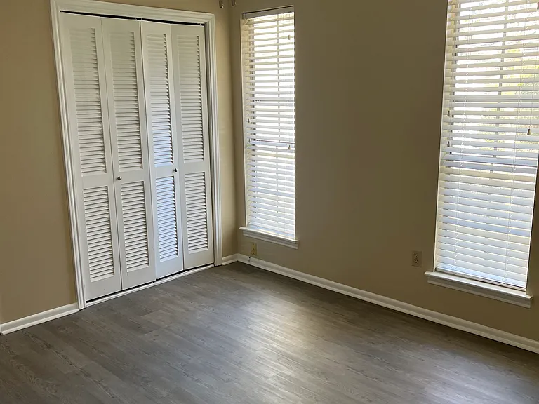 2236B3 Perkins Rd — Photo 6