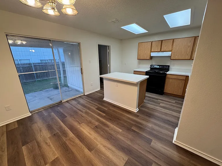 10137 Chapel Glen Ter — Photo 11