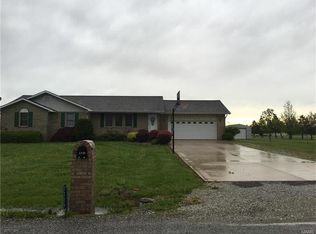 3229 Hill Rd, Highland, IL 62249