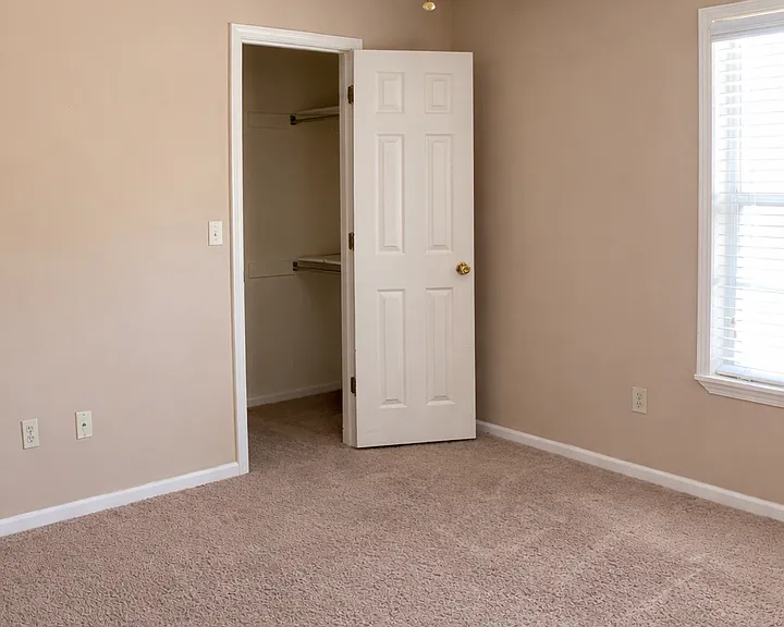 2 Bed 1.5 Bath Townhomes — Photo 31
