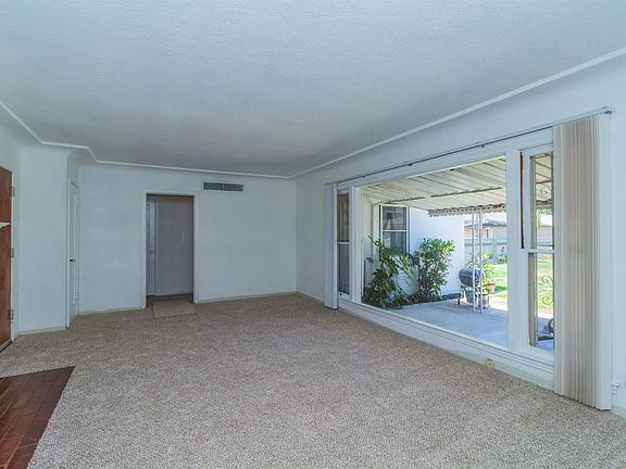 4th image of 2847 E Michigan Ave
