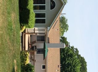 415 Clark Rd, Southold, NY 11971