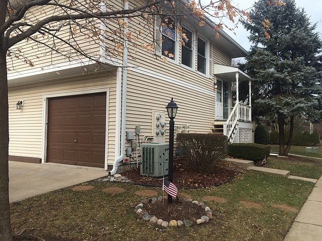 1st image of 5340 Crescent Ln #35a