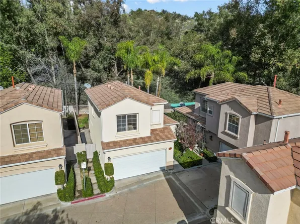 27915 Skycrest Cir, Valencia, CA 91354