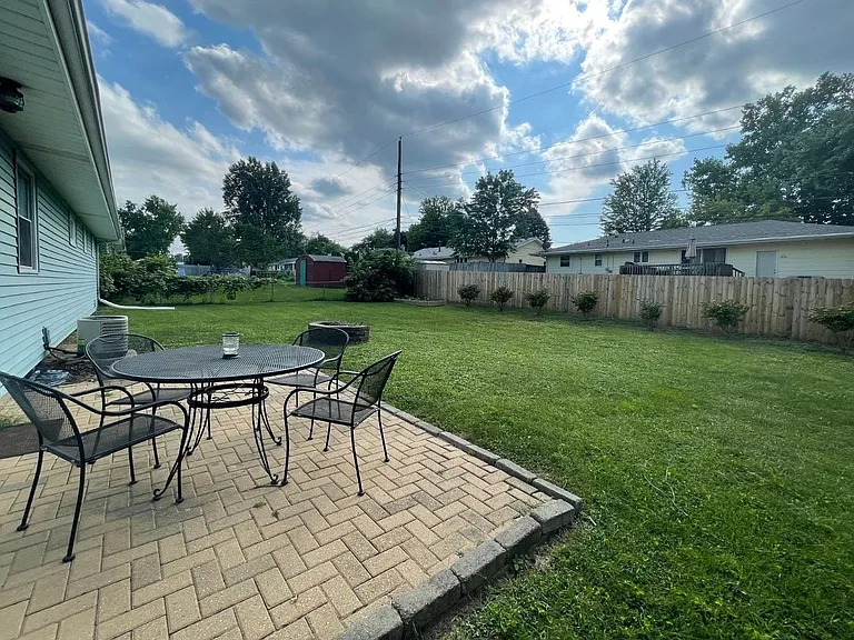 1503 Bunn St — Photo 3