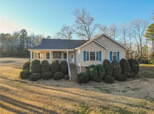 4 Hickory St, Williamston, SC 29697