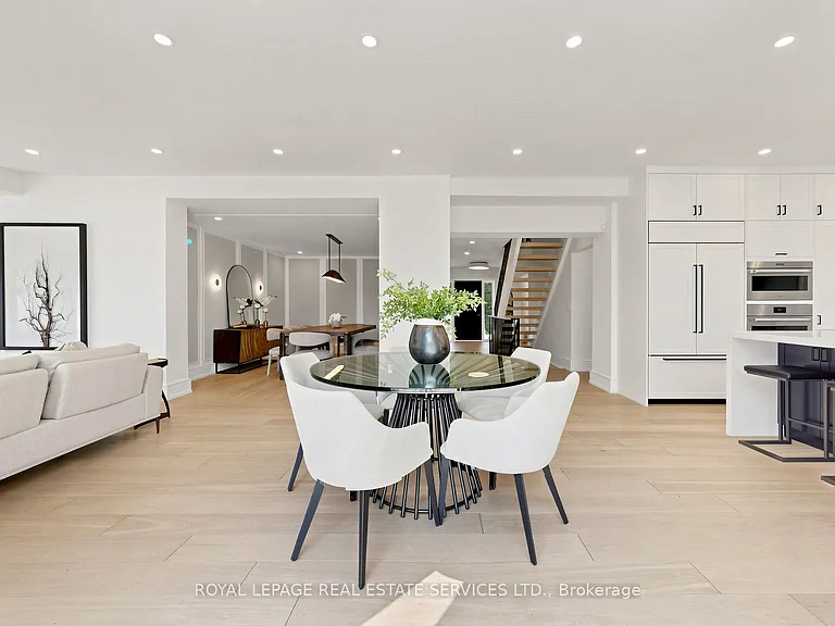 17 Romney Rd — Photo 10
