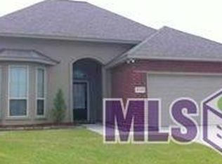 41143 New Orleans Dr, Sorrento, LA 70778