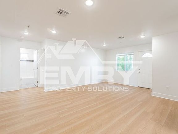 5th image of 816 Wilmington Blvd #816