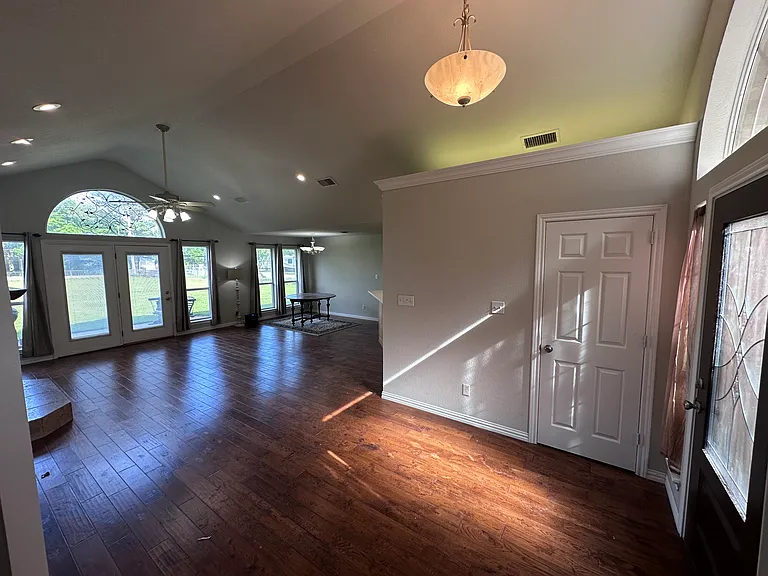 4203 Southaven Ct — Photo 8