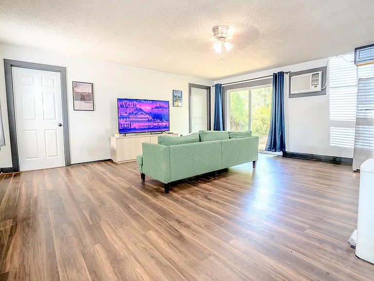 901 N Morris St #B — Photo 2