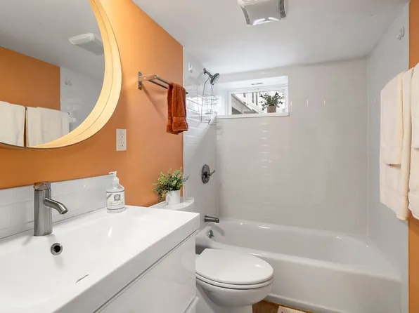 45 Rublee St, Arlington, MA 02476