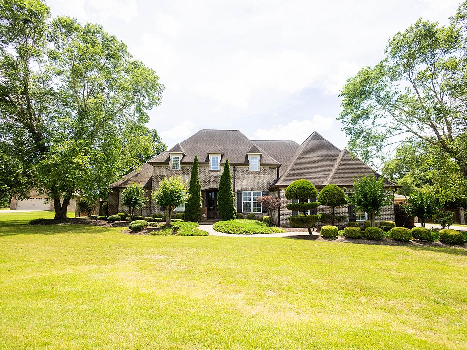 1st image of 60039 Chickasaw Dr