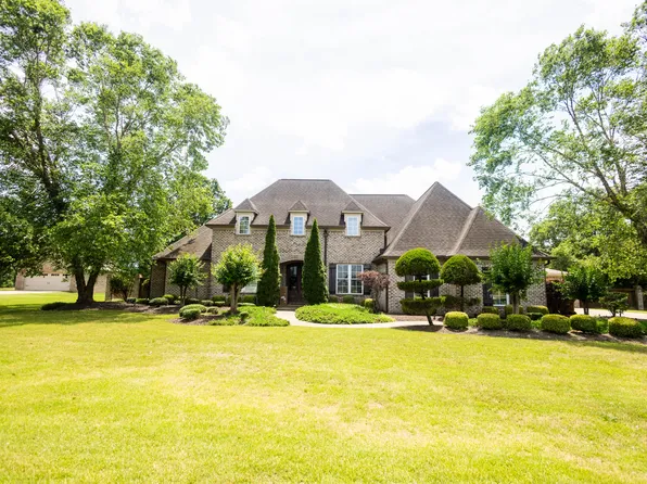 60039 Chickasaw Dr, Amory, MS 38821