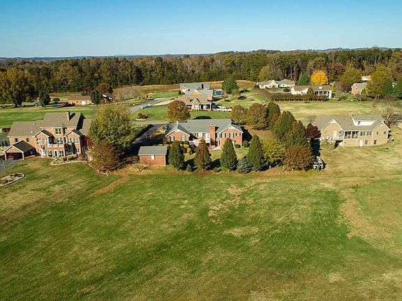 4th image of 154 Meadow Brook Cir