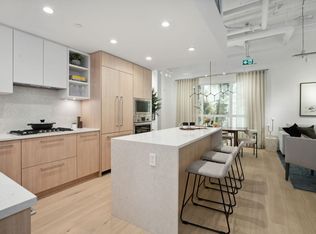 2050 Glenaire Dr #119, North Vancouver, BC